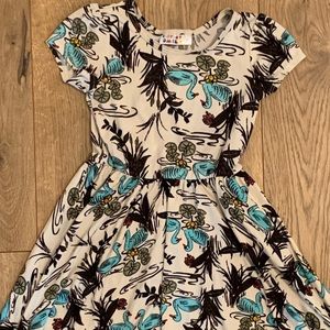 Swan, short- sleeve Dot Dot Smile Twirl Dress